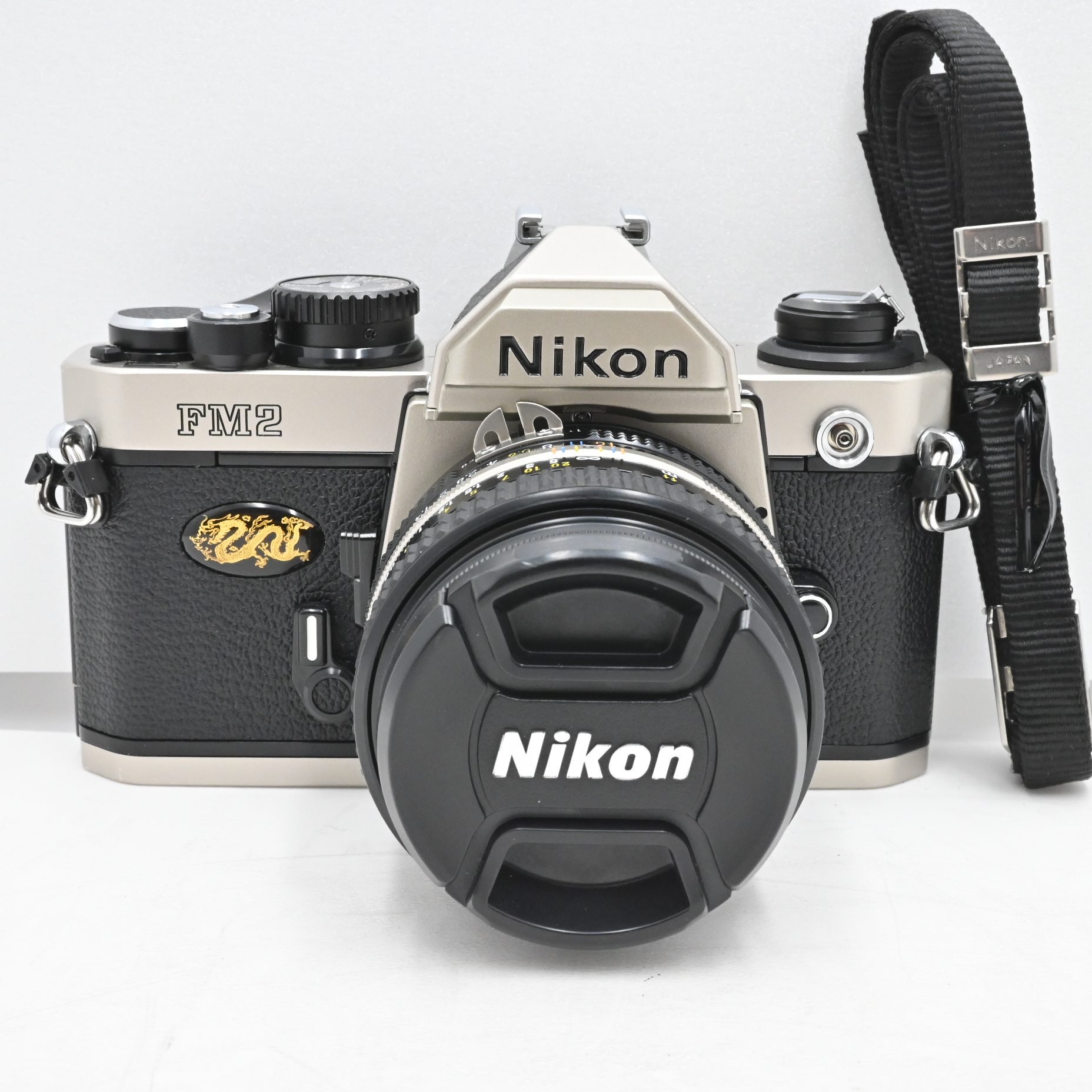 2000台限定　極上品★★ニコン	New FM2 2000 ミレニアム キット