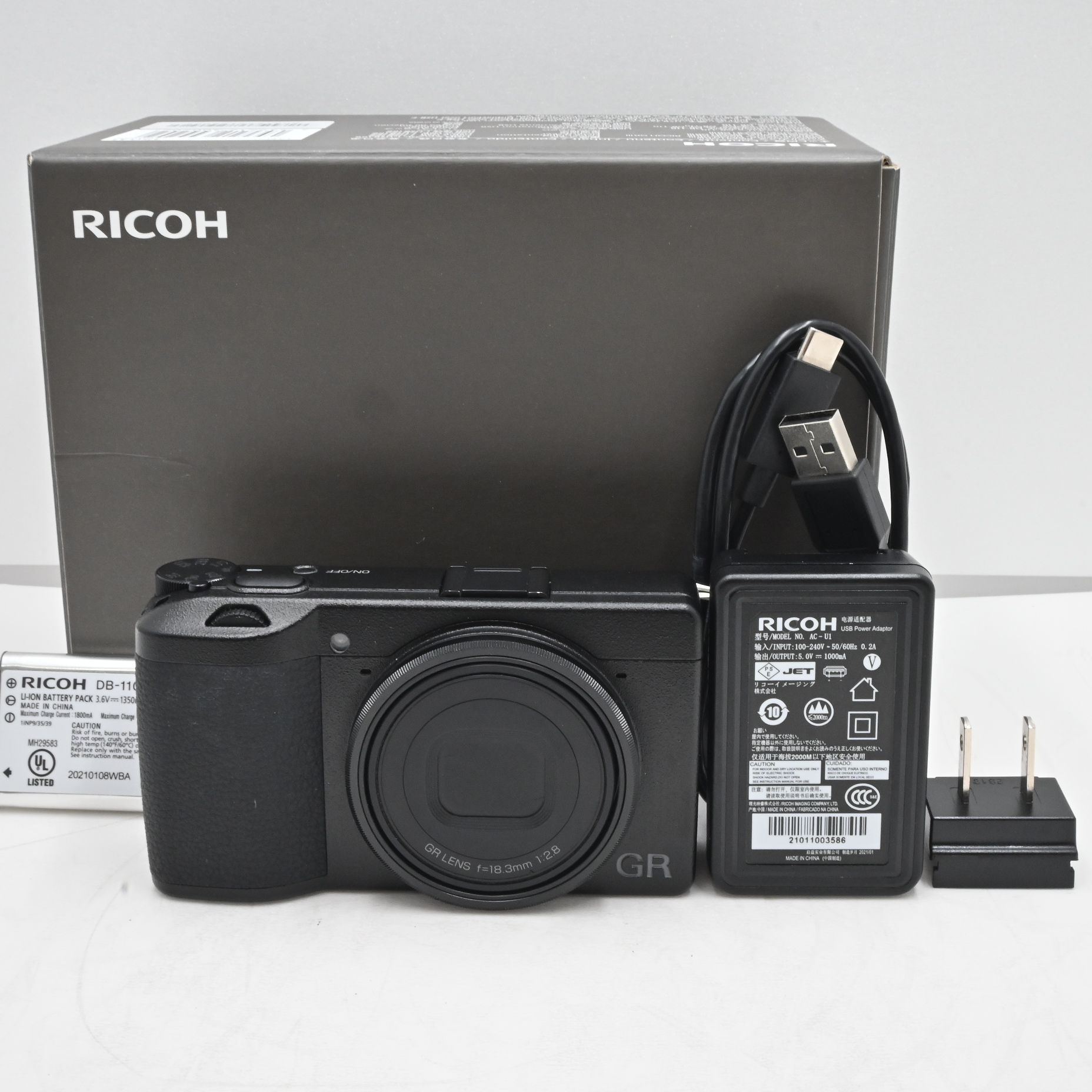 RICOH GR III デジタルカメラ