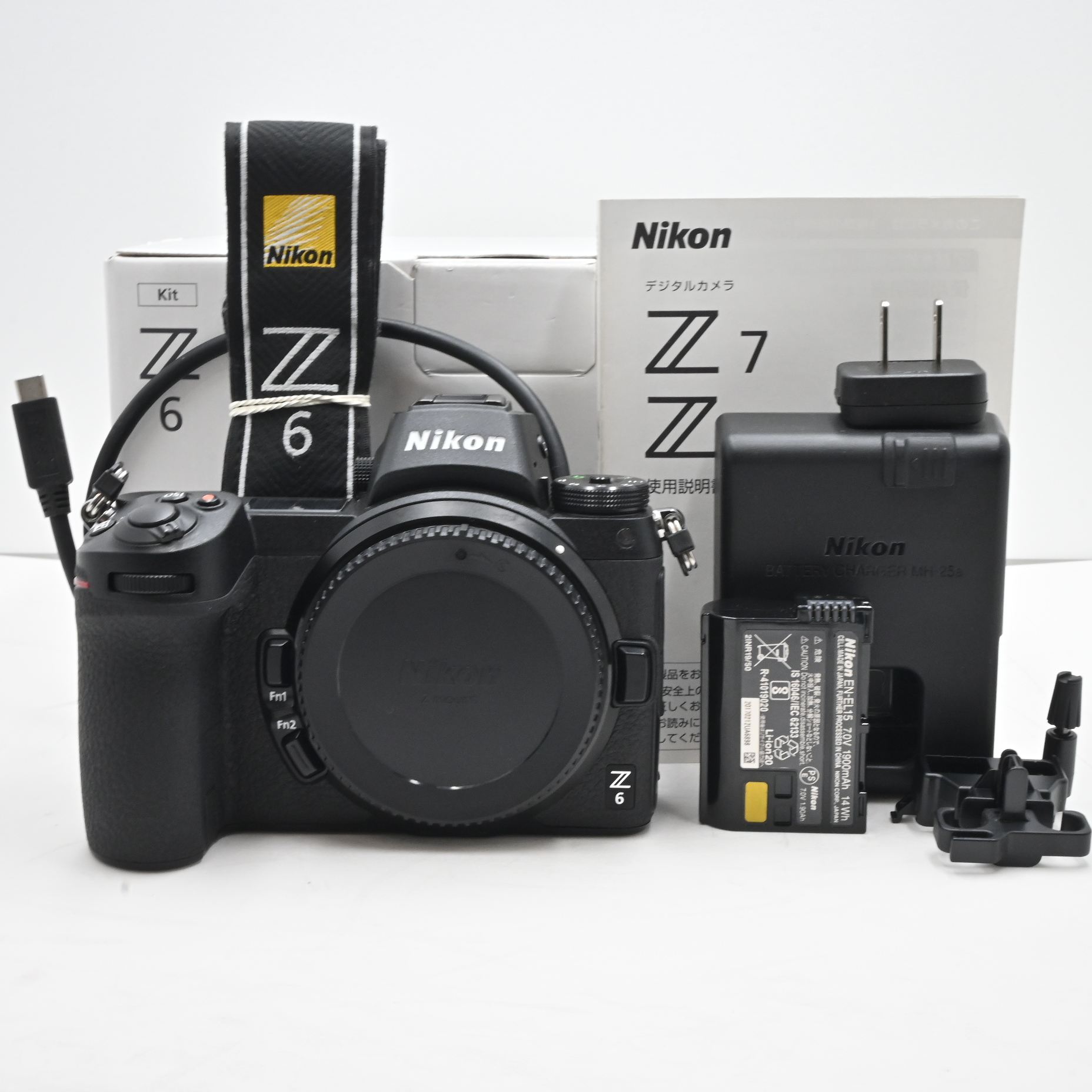 Nikon ミラーレスカメラ 一眼 Z6 ボディ ブラック