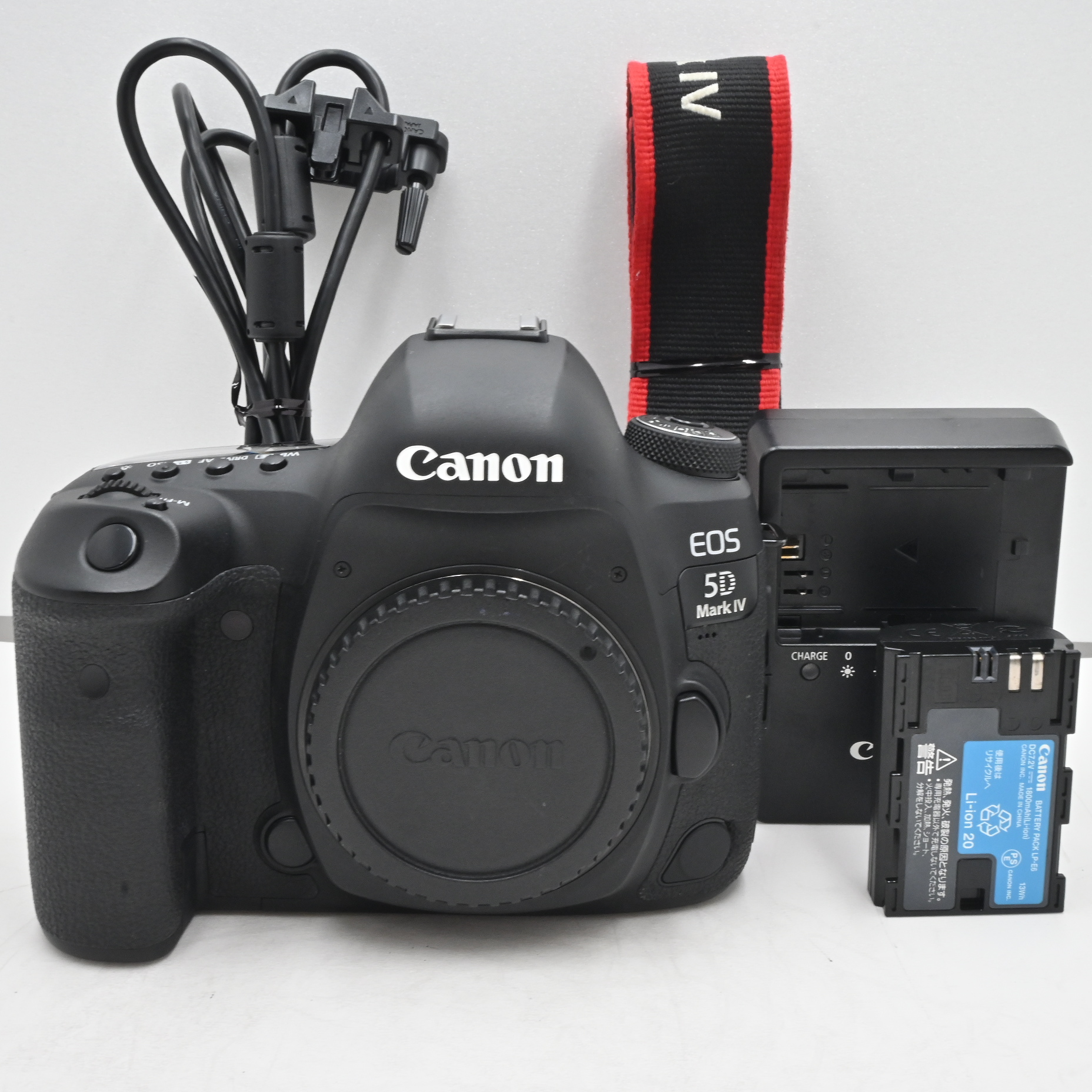 Canon デジタル一眼レフカメラ EOS 5D Mark IV ボディ