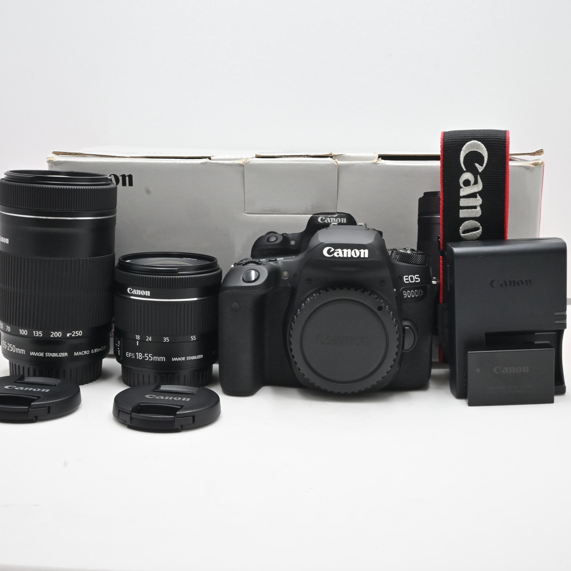 Canon デジタル一眼レフカメラ EOS 9000D ダブルズームキット EF-S18-55mm/EF-S55-250mm 付属 EOS9000D-WKIT