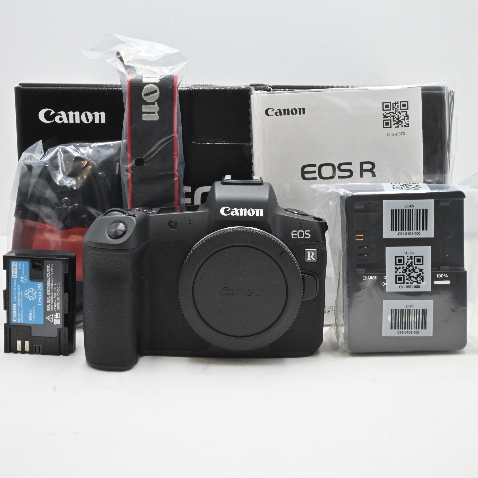 Canon ミラーレス一眼カメラ EOS R ボディ