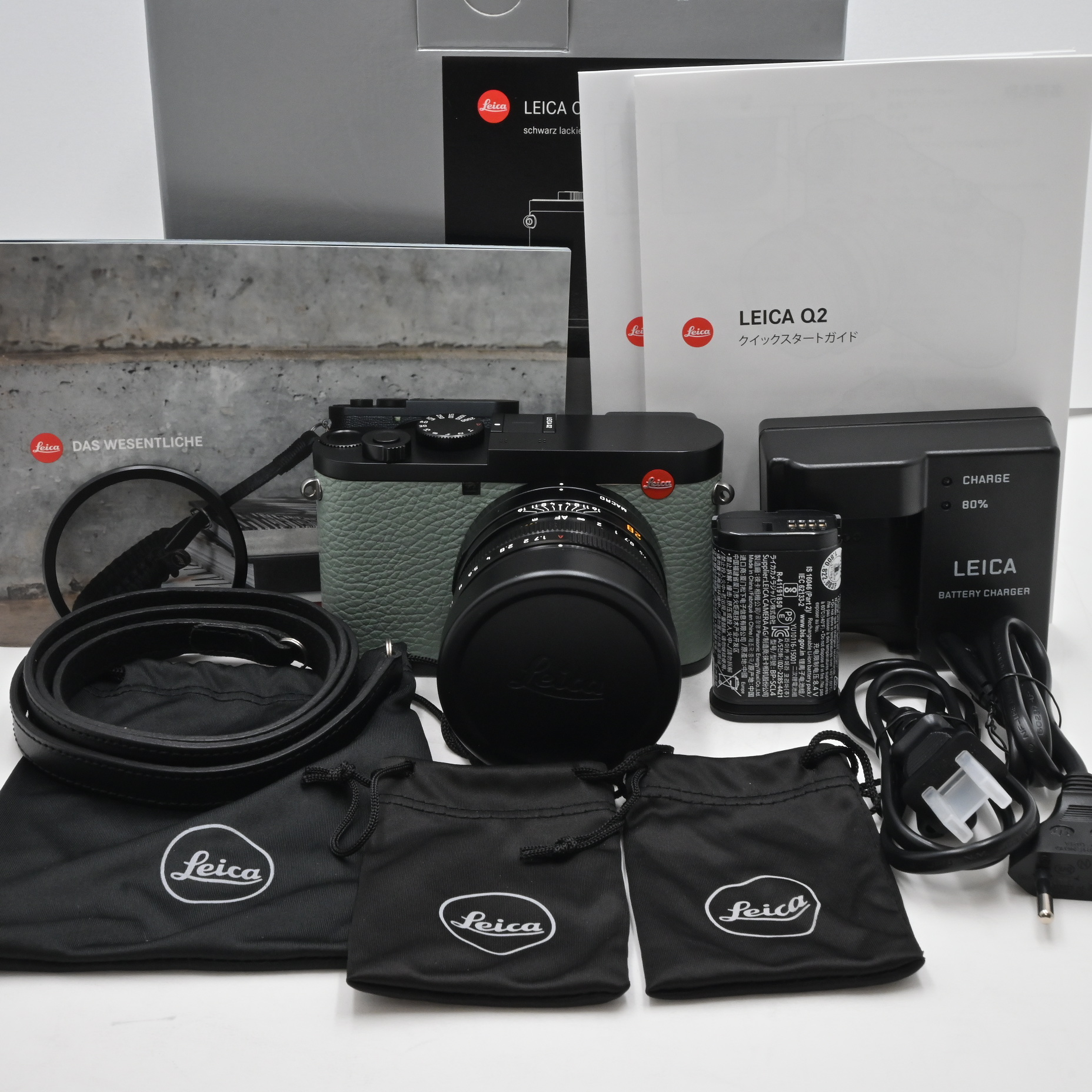 美品★★★Leica　Q2　アラカルト　シエロ　ボディ