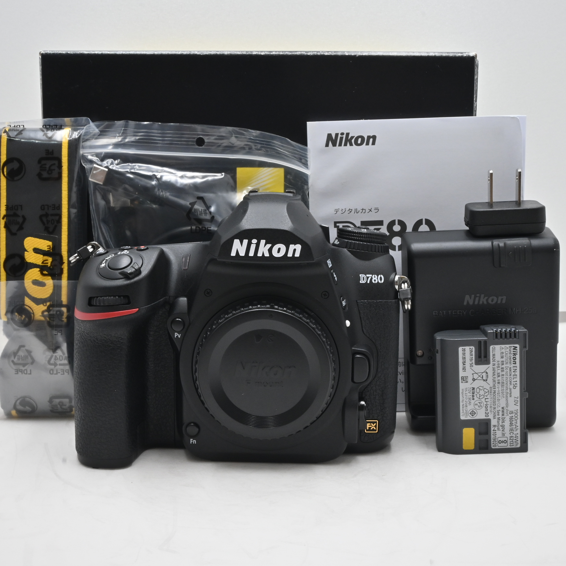 シャッター回数『6204』Nikon デジタル一眼レフカメラ D780 ブラック