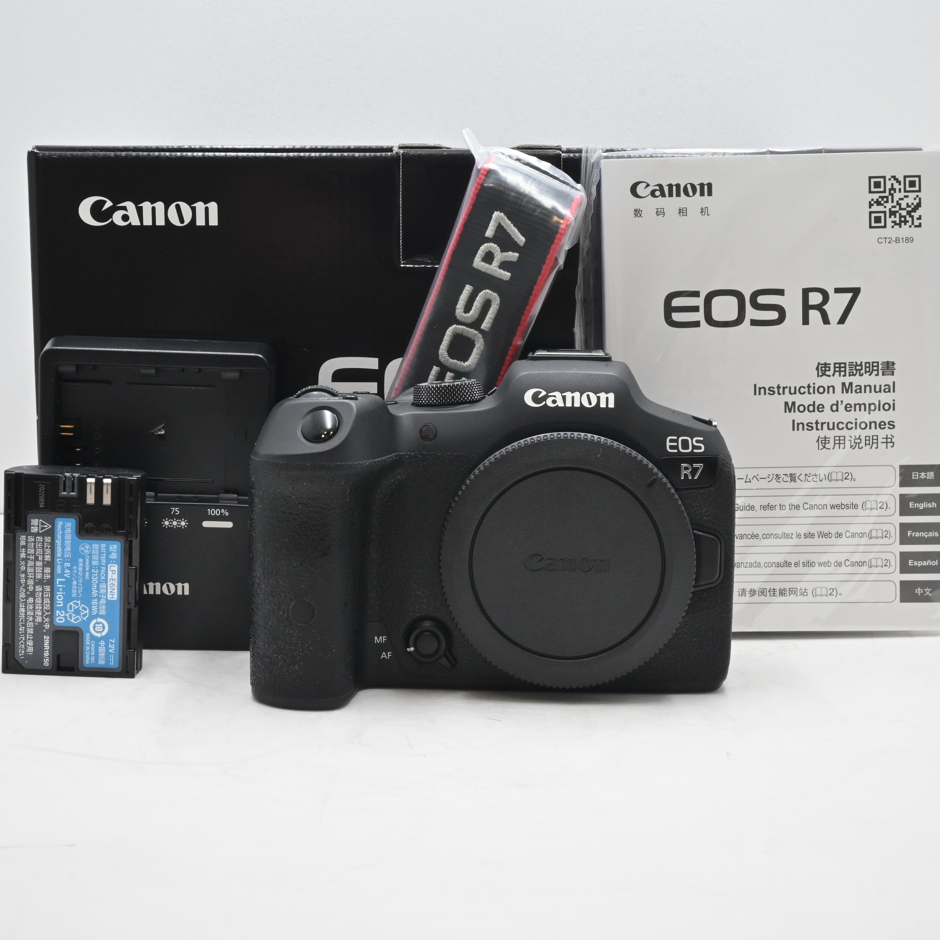 極上品★★Canon (キャノン) ミラーレス一眼カメラ EOS R7 ボディ