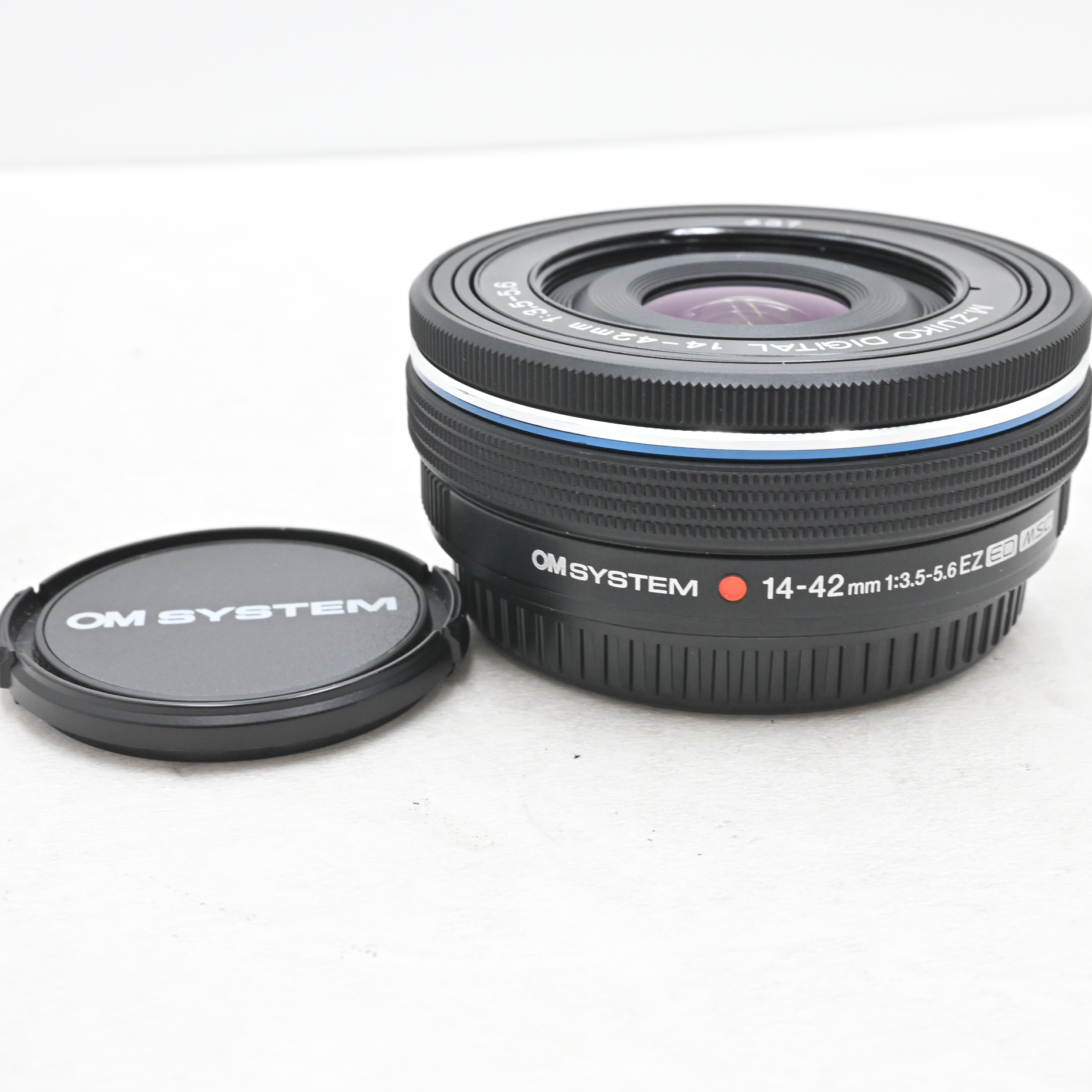 極上品★★★OM SYSTEM Olympus M.Zuiko Digital 14-42mm F3.5-5.6 EZ ブラック