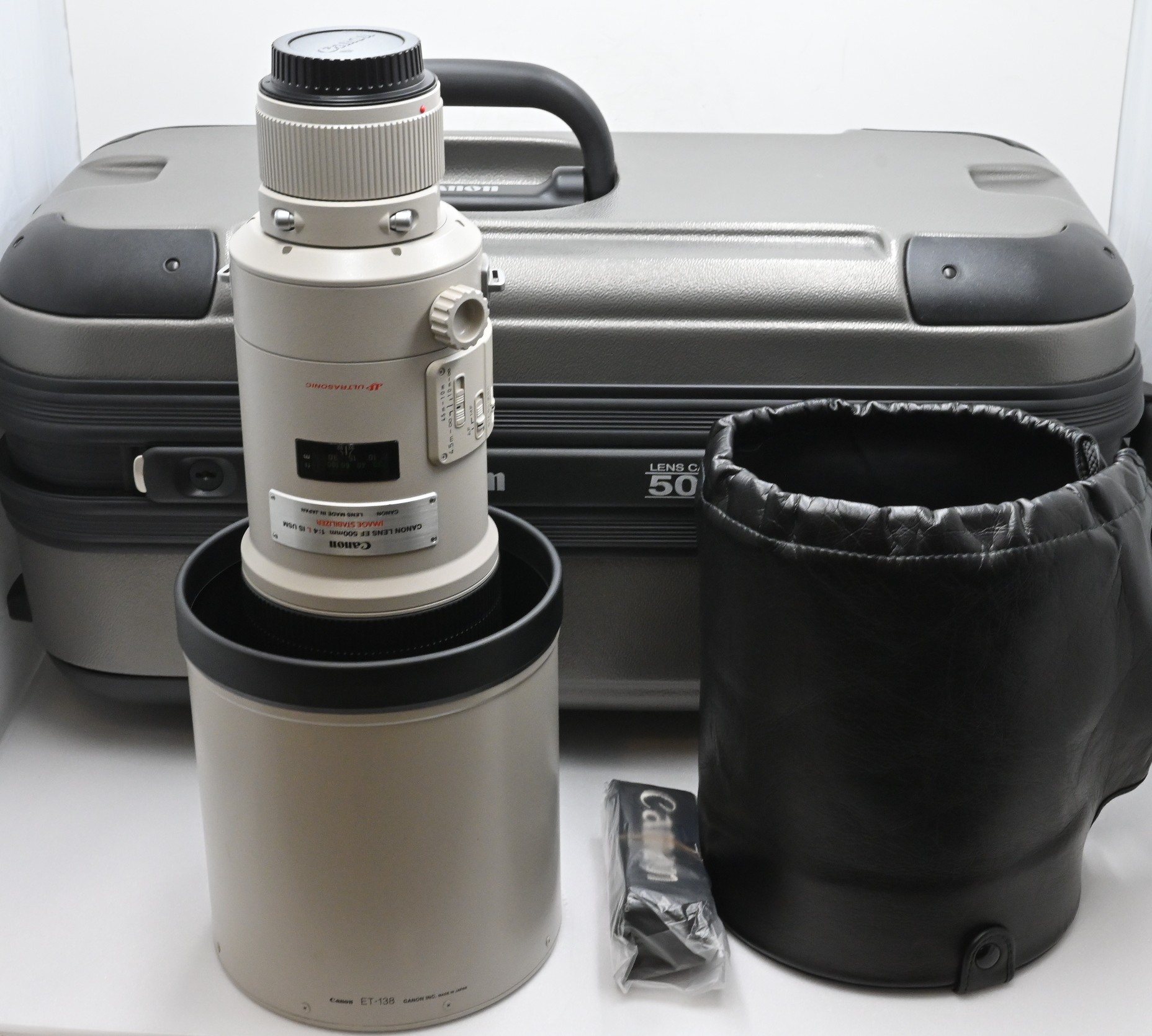 極上品★★★ケース付Canon EFレンズ EF500mm F4.0L IS USM